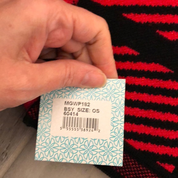 Ming Wang Open Front Shawl - Picture 8 of 15